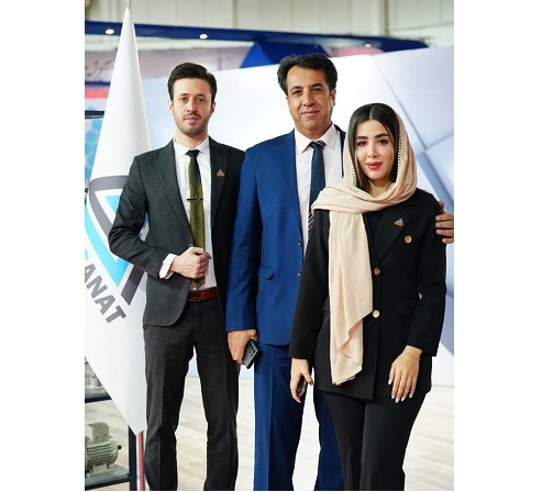 مهندس احمد یزدان پناه بنیان گذار هلدینگ یزدان پناه