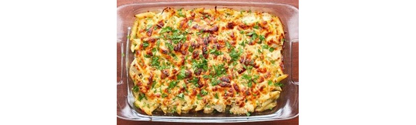 طرز تهیه پاستای چیکن آلفردو در فر 