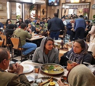 رستوران بهاران جمهوری